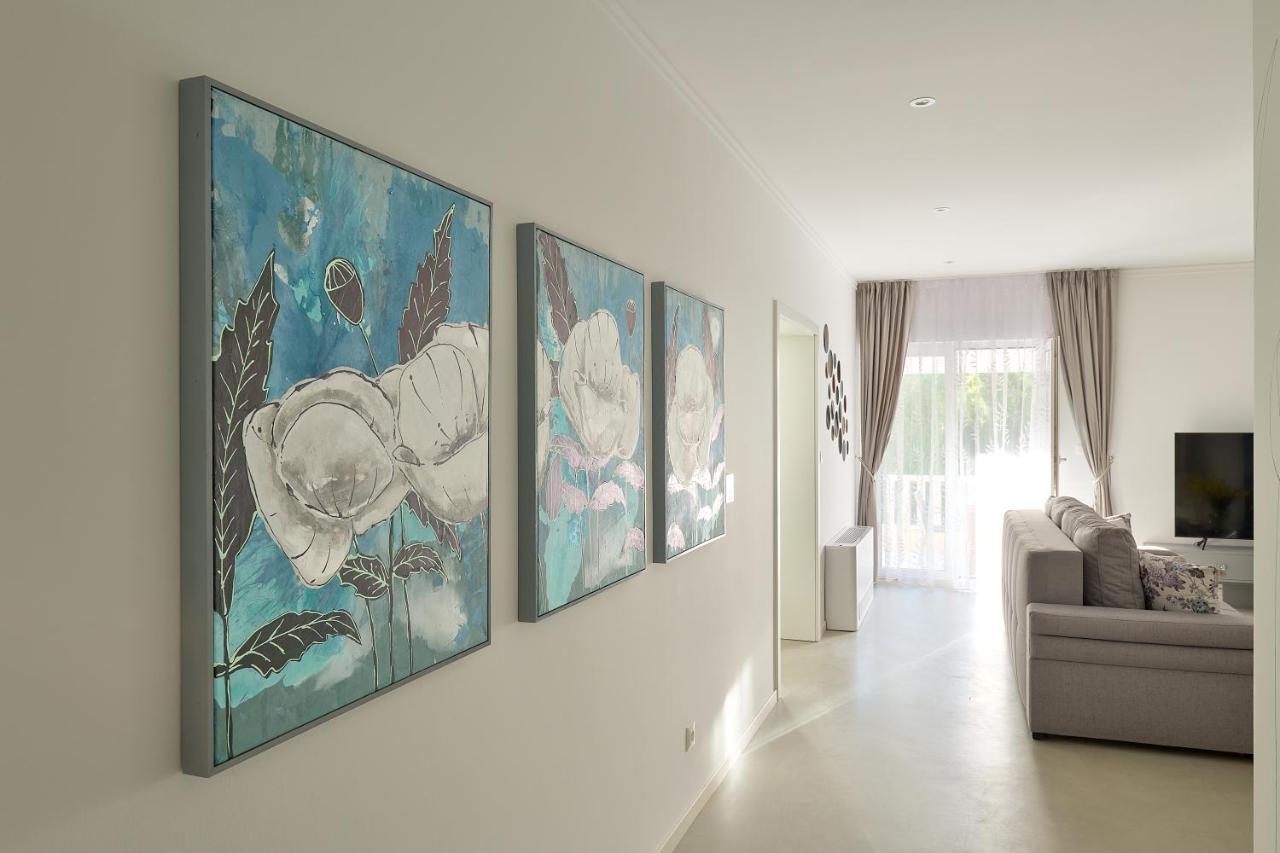 Holiday Home Plasa Zrnovnica Exterior photo